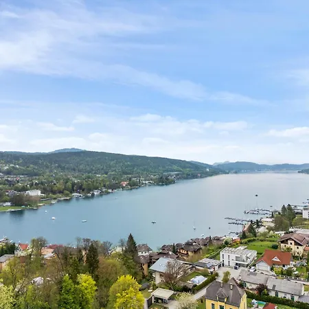 Lakeside Velden Apartment