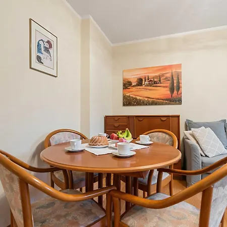 Lakeside Velden Apartment *